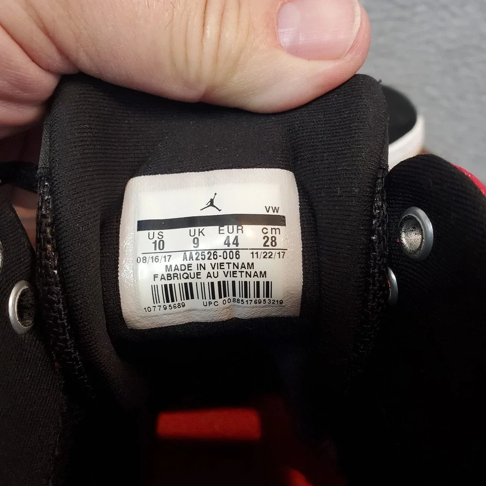 Jordan Flight Legend Bred Trainers Shoes Men's Size 10 Black Red AA2526 006